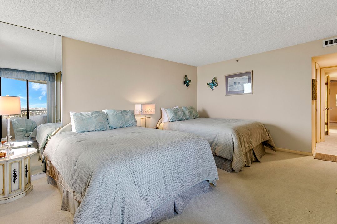 На продажу: $899,000 (2 спален, 2 ванн, 1804 Квадратных фут)