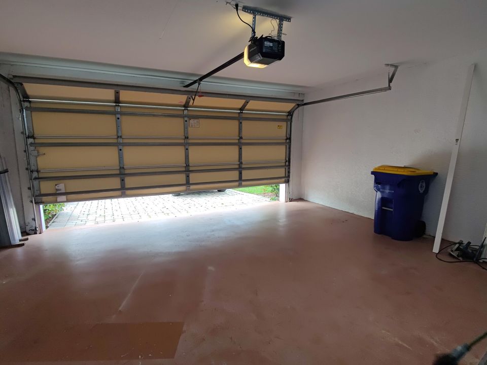 На продажу: $439,000 (3 спален, 2 ванн, 1315 Квадратных фут)