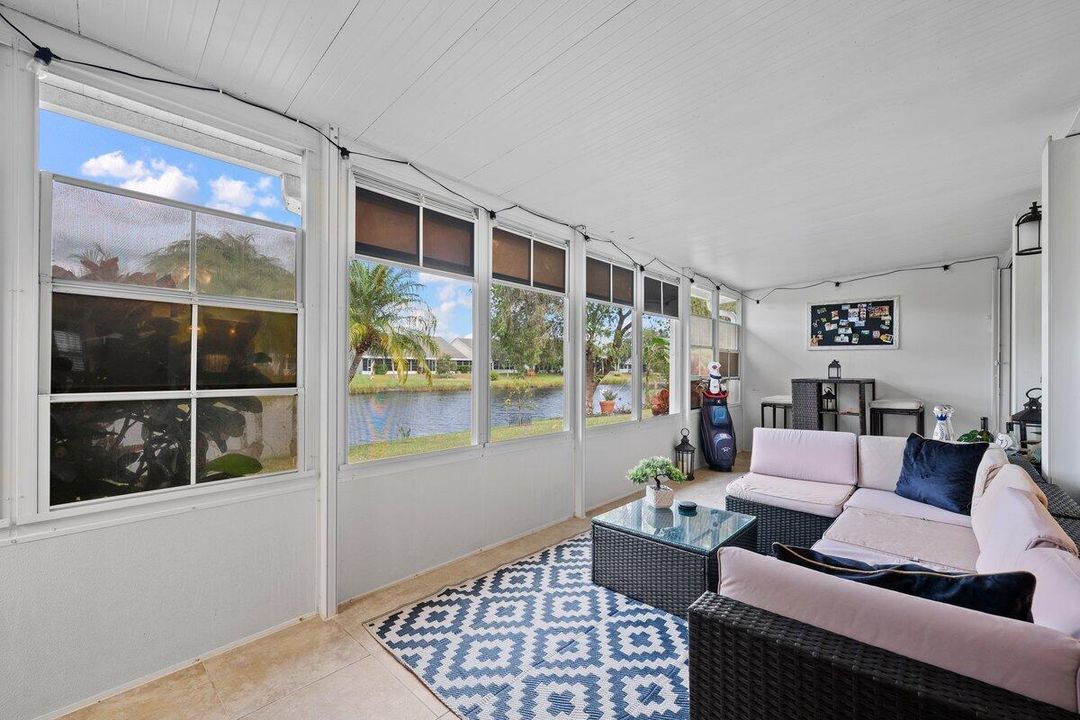 待售: $309,000 (2 贝兹, 2 浴室, 1181 平方英尺)