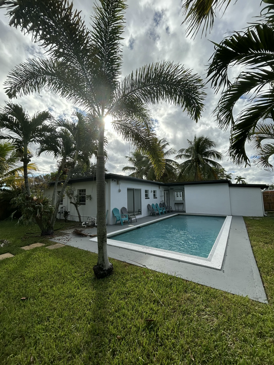 В аренду: $3,150 (3 спален, 2 ванн, 1134 Квадратных фут)