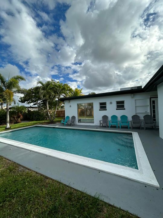 В аренду: $3,150 (3 спален, 2 ванн, 1134 Квадратных фут)