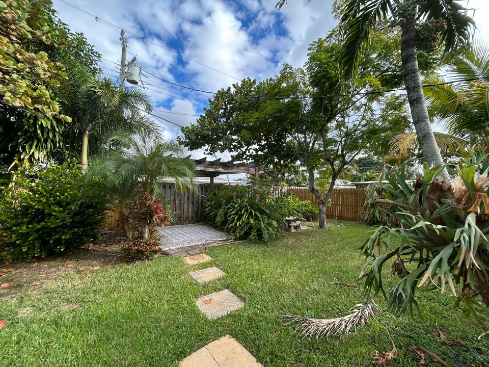 В аренду: $3,150 (3 спален, 2 ванн, 1134 Квадратных фут)