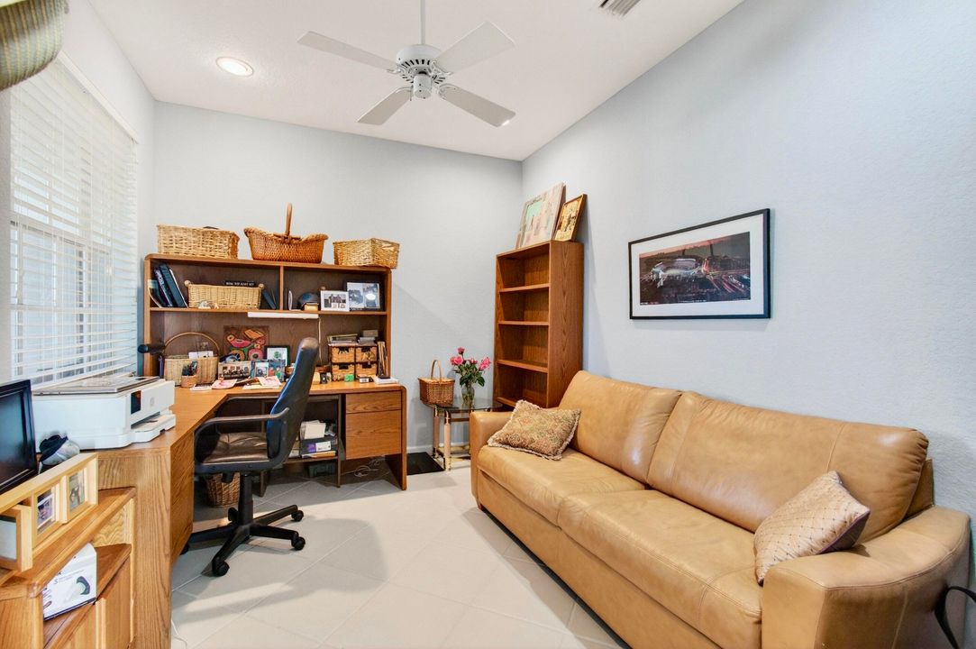 For Sale: $400,000 (3 beds, 2 baths, 1526 Square Feet)