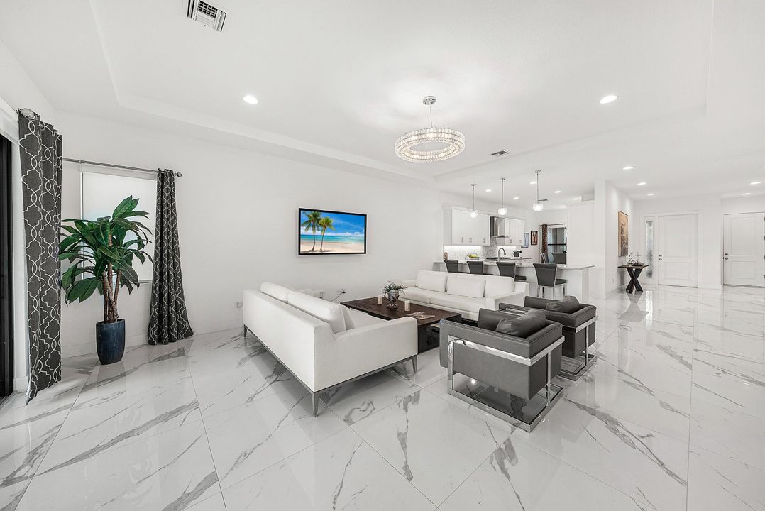 For Sale: $2,065,000 (3 beds, 3 baths, 3162 Square Feet)