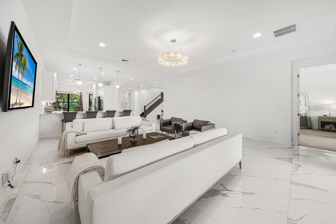 For Sale: $2,065,000 (3 beds, 3 baths, 3162 Square Feet)