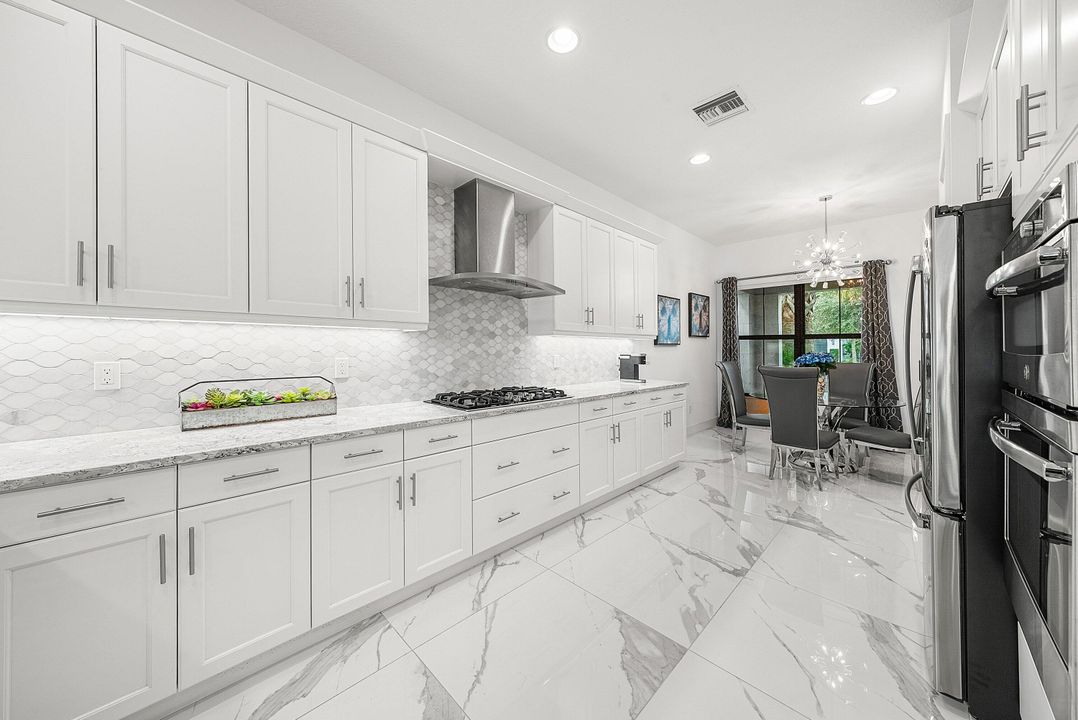 For Sale: $2,065,000 (3 beds, 3 baths, 3162 Square Feet)