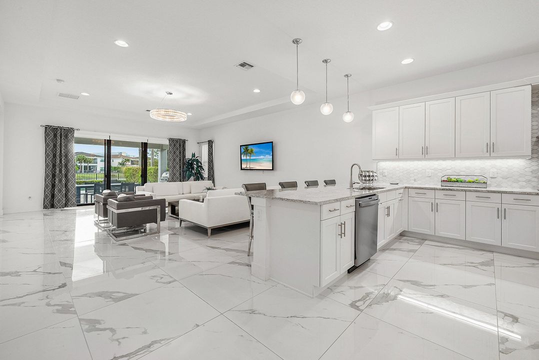 For Sale: $2,065,000 (3 beds, 3 baths, 3162 Square Feet)