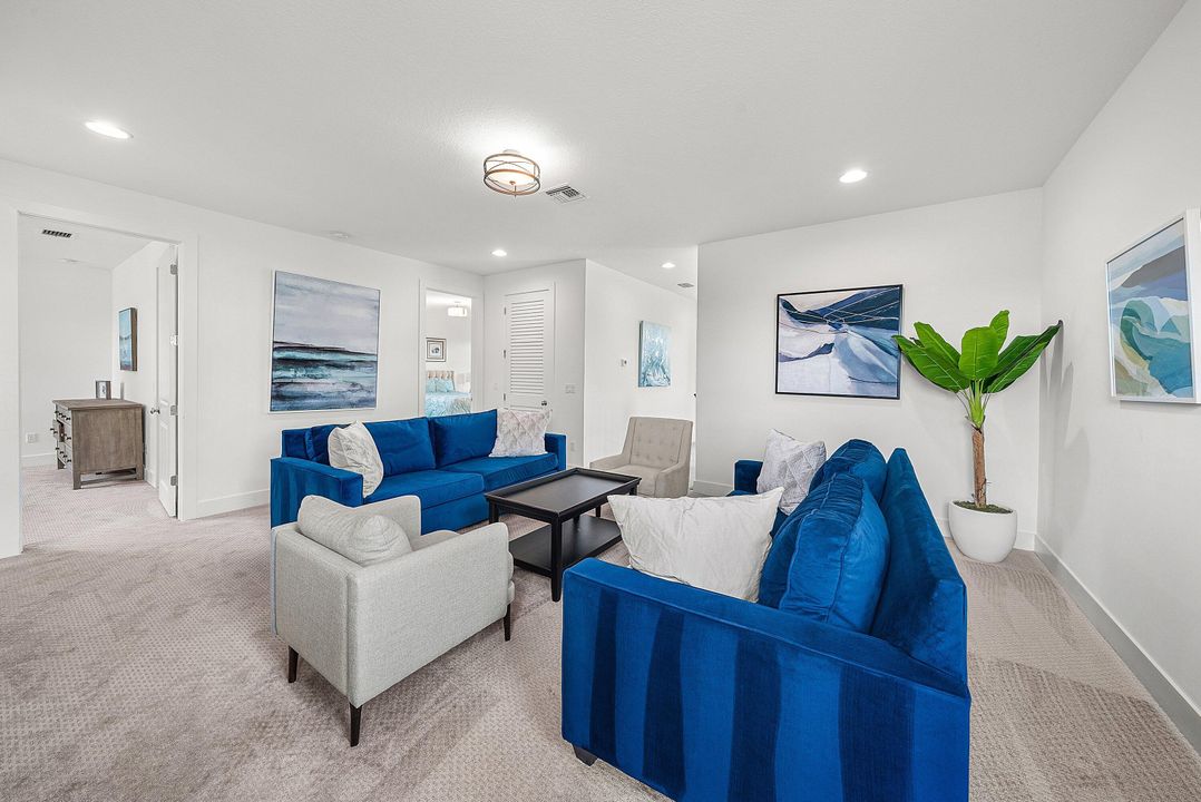 For Sale: $2,065,000 (3 beds, 3 baths, 3162 Square Feet)