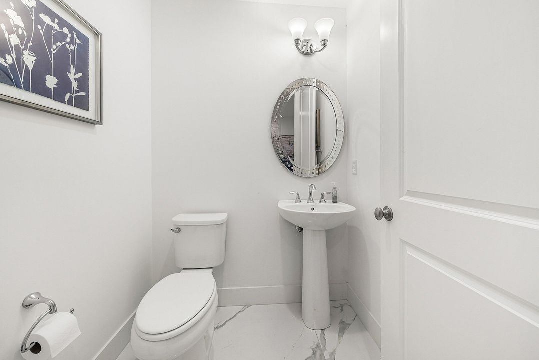 For Sale: $2,065,000 (3 beds, 3 baths, 3162 Square Feet)