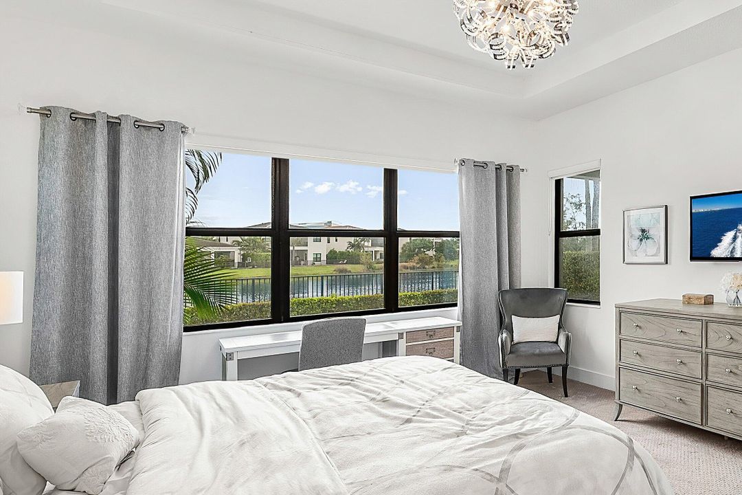 For Sale: $2,065,000 (3 beds, 3 baths, 3162 Square Feet)