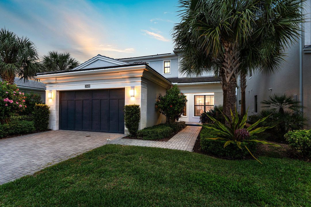 For Sale: $2,065,000 (3 beds, 3 baths, 3162 Square Feet)