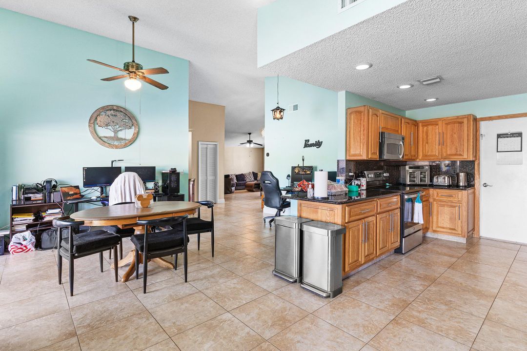 For Sale: $1,275,000 (4 beds, 2 baths, 1964 Square Feet)