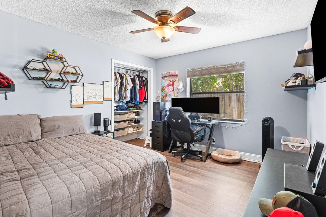 For Sale: $1,275,000 (4 beds, 2 baths, 1964 Square Feet)