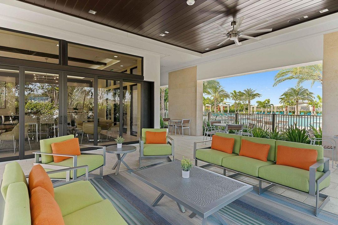 For Sale: $2,065,000 (3 beds, 3 baths, 3162 Square Feet)