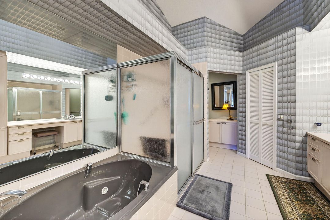 Active With Contract: $400,000 (3 beds, 2 baths, 1820 Square Feet)