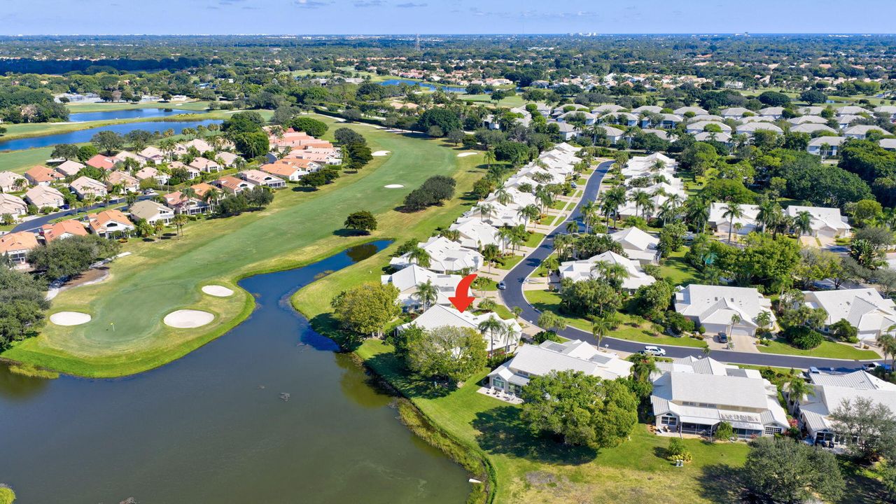 Active With Contract: $400,000 (3 beds, 2 baths, 1820 Square Feet)