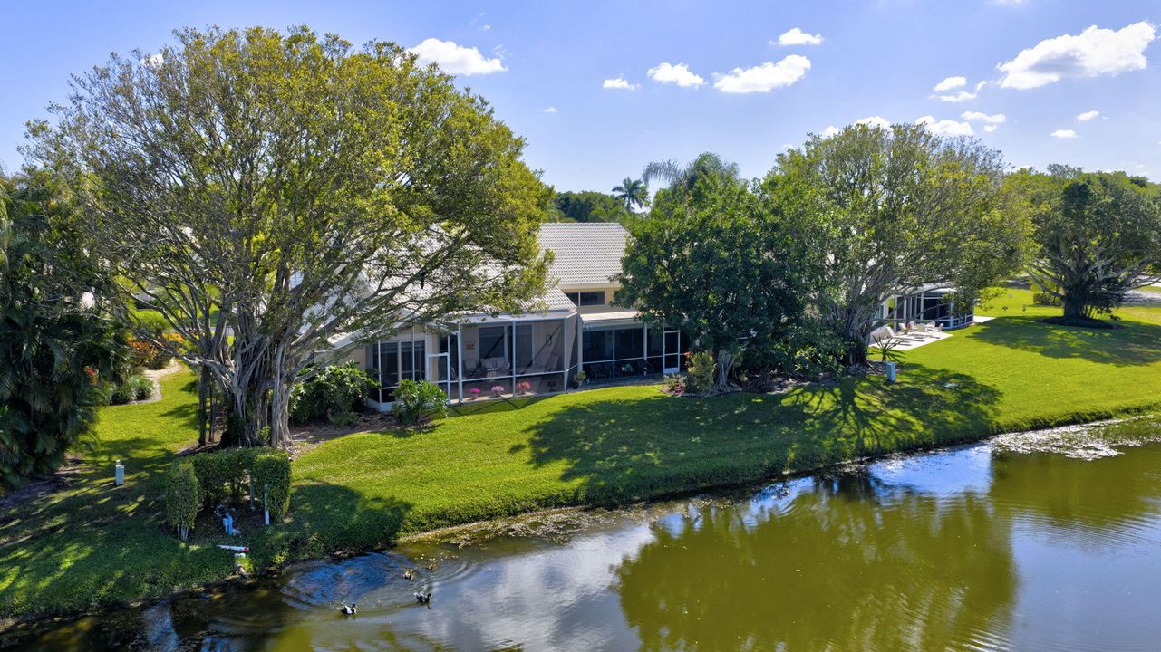 Active With Contract: $400,000 (3 beds, 2 baths, 1820 Square Feet)