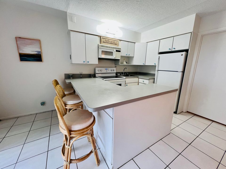 待售: $190,000 (1 贝兹, 1 浴室, 540 平方英尺)