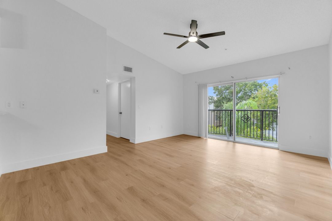 For Rent: $2,550 (3 beds, 2 baths, 1173 Square Feet)