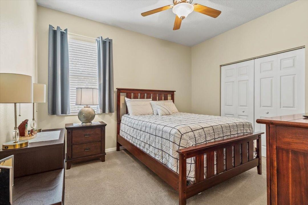 Active With Contract: $339,000 (3 beds, 2 baths, 1552 Square Feet)