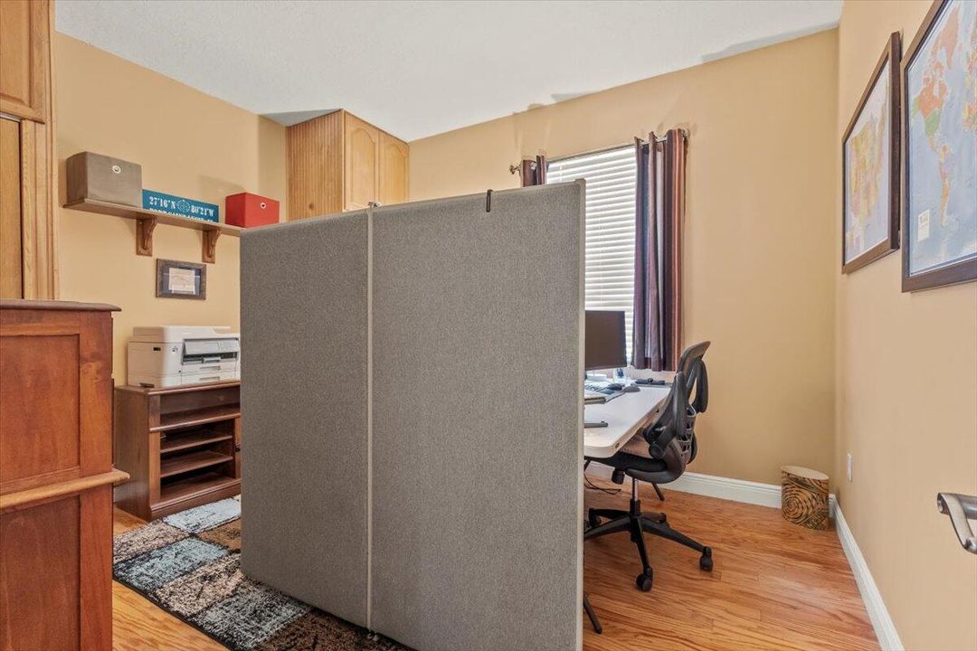 Active With Contract: $339,000 (3 beds, 2 baths, 1552 Square Feet)