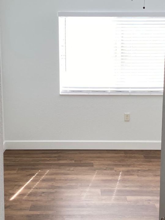 出租: $1,850 (2 贝兹, 2 浴室, 1033 平方英尺)