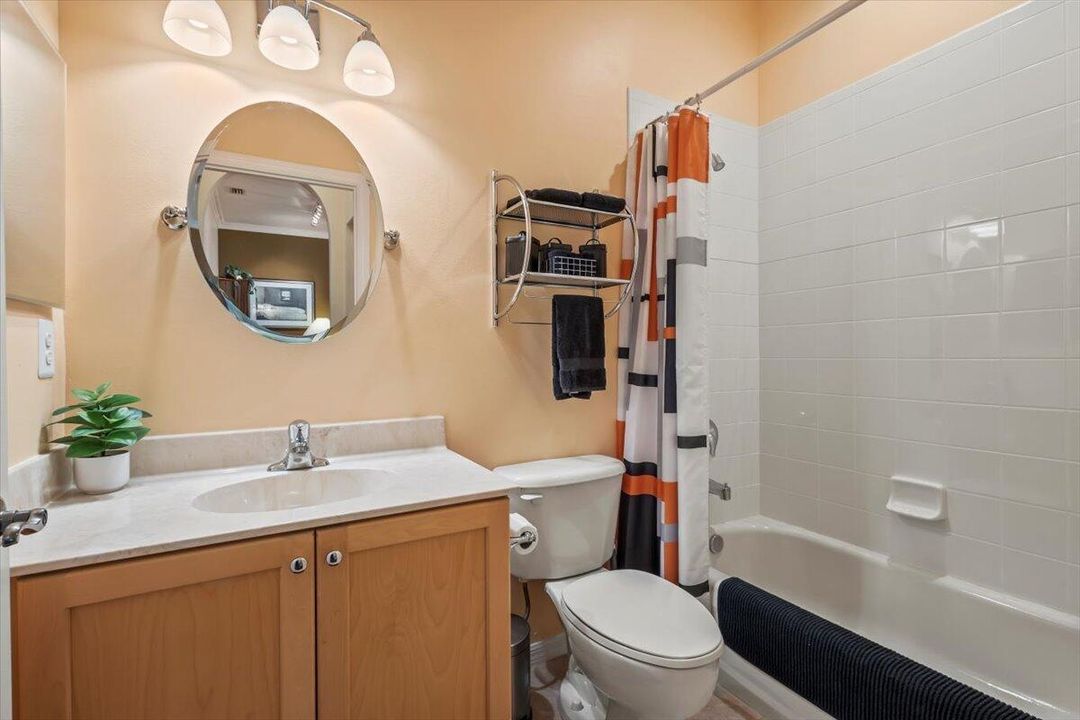 Active With Contract: $339,000 (3 beds, 2 baths, 1552 Square Feet)