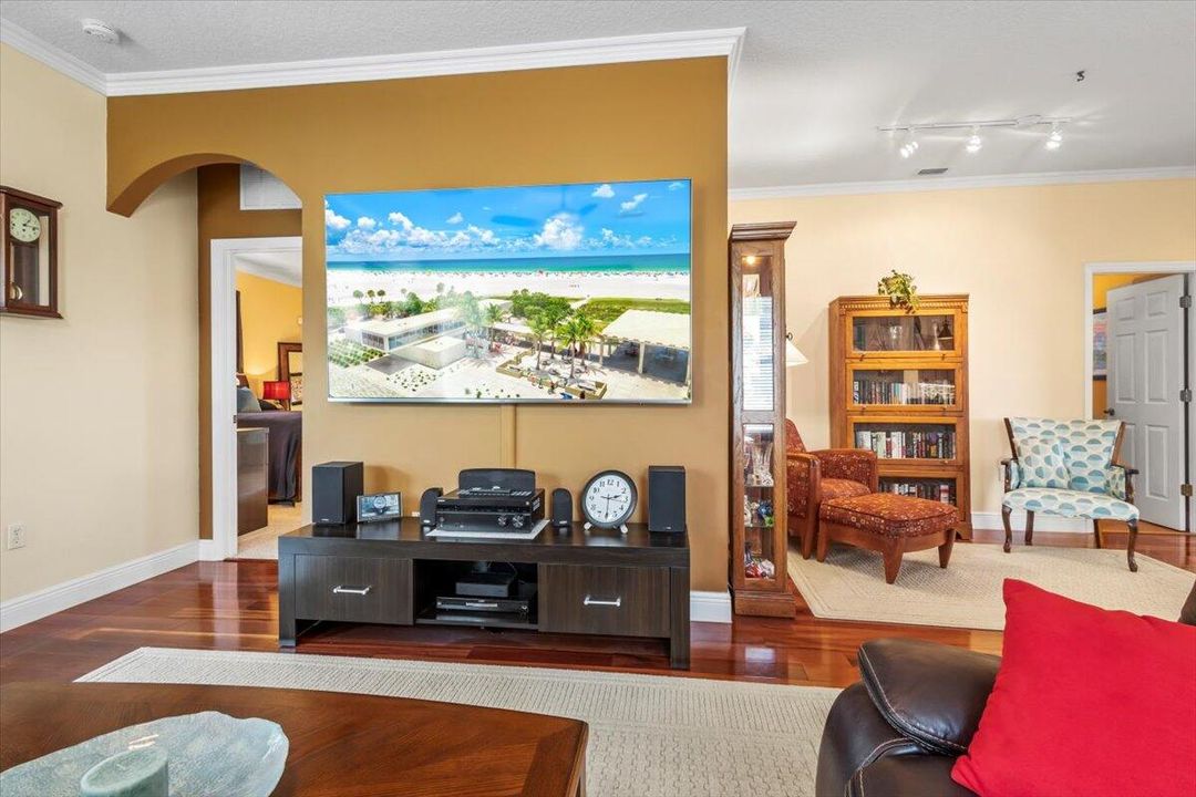 Active With Contract: $339,000 (3 beds, 2 baths, 1552 Square Feet)