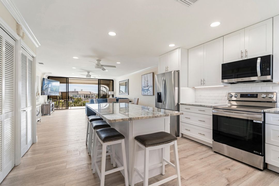 For Rent: $9,000 (2 beds, 2 baths, 1300 Square Feet)