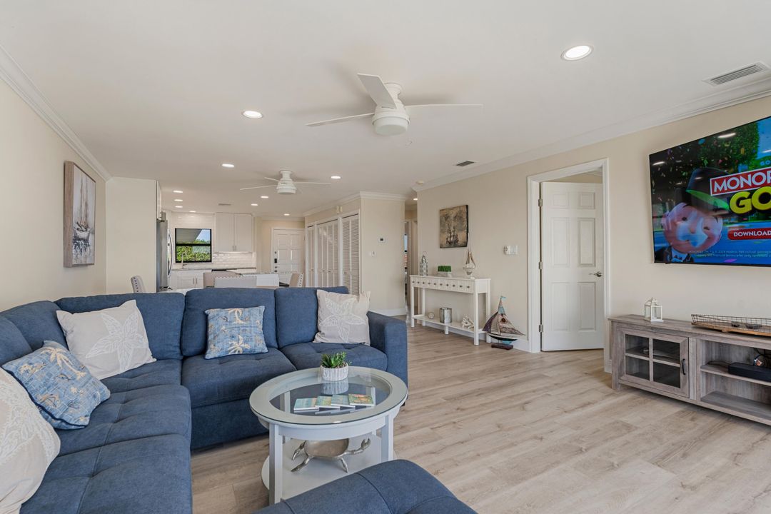 For Rent: $9,000 (2 beds, 2 baths, 1300 Square Feet)