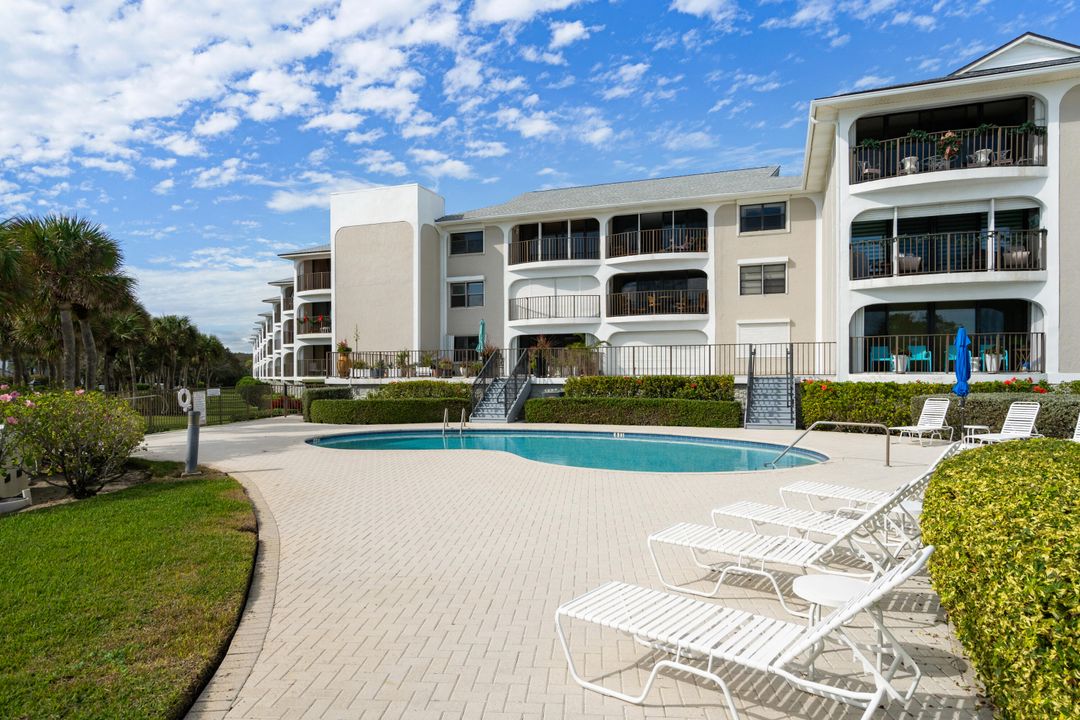 For Rent: $9,000 (2 beds, 2 baths, 1300 Square Feet)