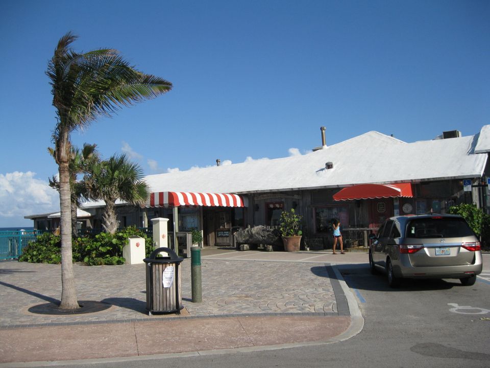 For Rent: $9,000 (2 beds, 2 baths, 1300 Square Feet)