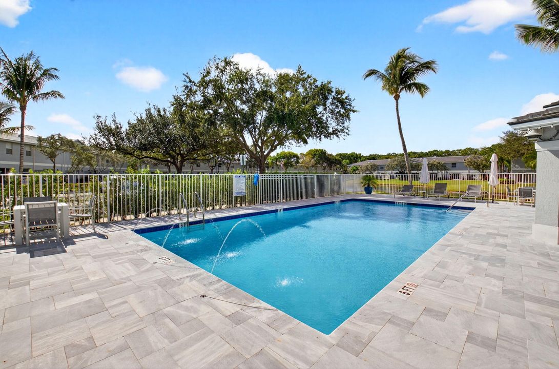 For Sale: $495,000 (3 beds, 2 baths, 1608 Square Feet)