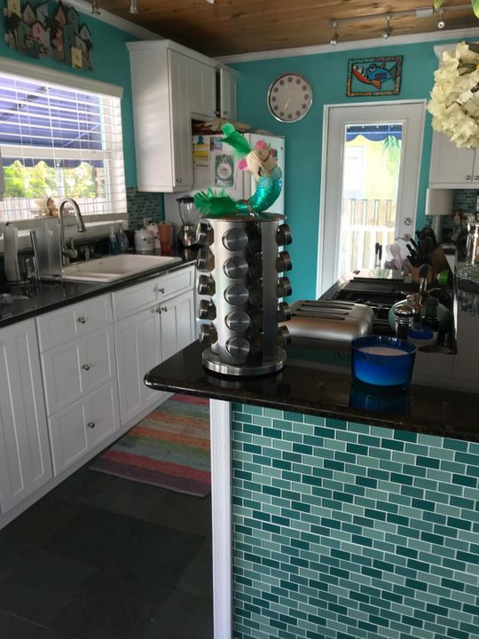 В аренду: $10,500 (3 спален, 2 ванн, 1680 Квадратных фут)