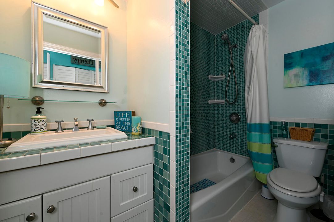 В аренду: $10,500 (3 спален, 2 ванн, 1680 Квадратных фут)