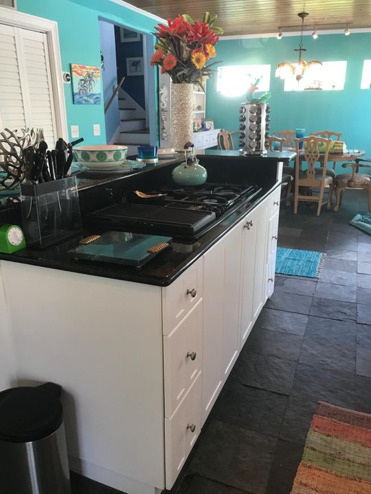 В аренду: $10,500 (3 спален, 2 ванн, 1680 Квадратных фут)