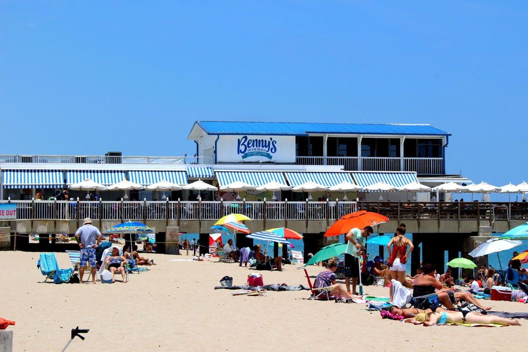 В аренду: $10,500 (3 спален, 2 ванн, 1680 Квадратных фут)