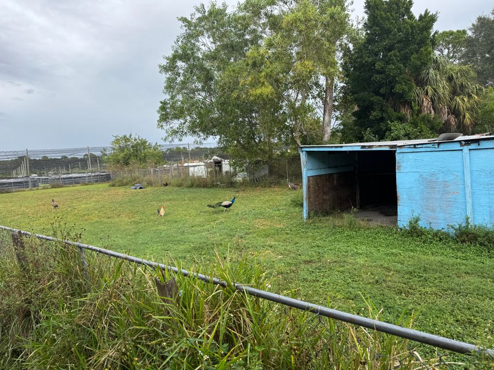 For Sale: $340,000 (3 beds, 2 baths, 2356 Square Feet)