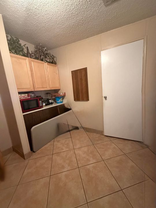 For Sale: $340,000 (3 beds, 2 baths, 2356 Square Feet)