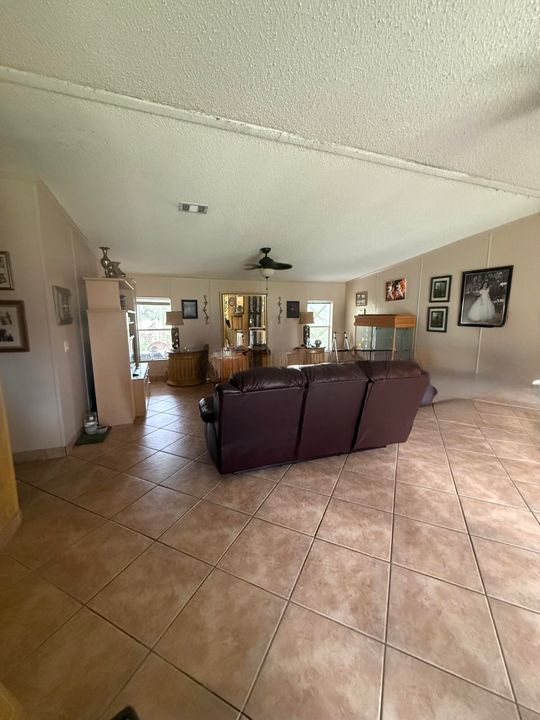 For Sale: $340,000 (3 beds, 2 baths, 2356 Square Feet)