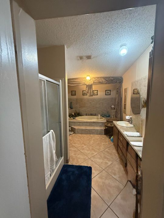 For Sale: $340,000 (3 beds, 2 baths, 2356 Square Feet)