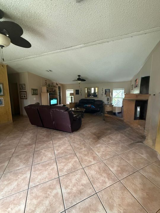 For Sale: $340,000 (3 beds, 2 baths, 2356 Square Feet)