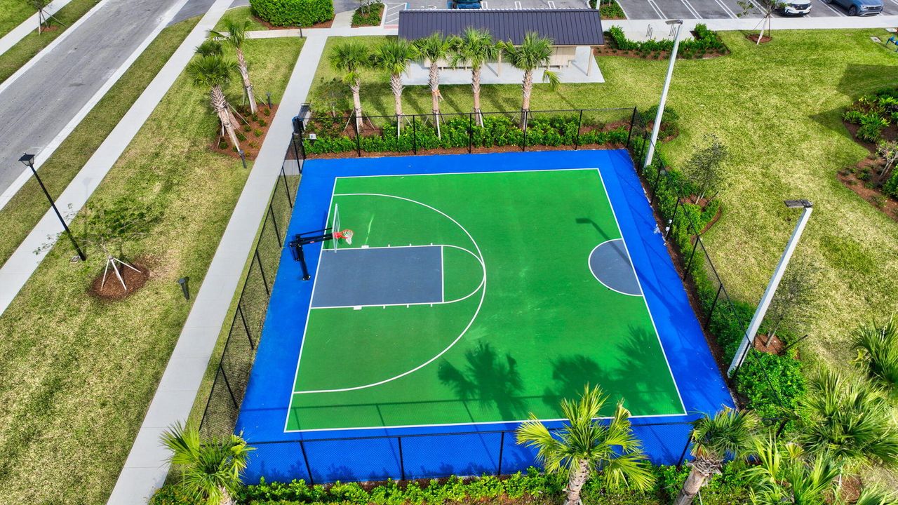 For Sale: $574,849 (3 beds, 2 baths, 1884 Square Feet)