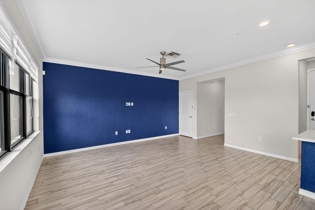 For Sale: $574,849 (3 beds, 2 baths, 1884 Square Feet)