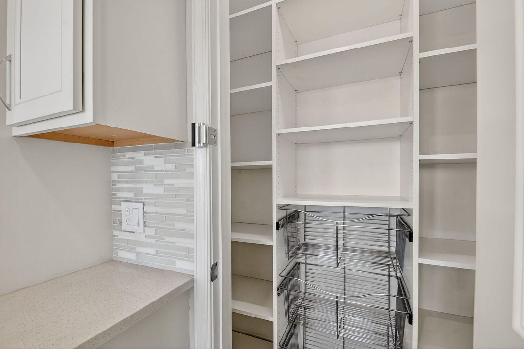 For Sale: $574,849 (3 beds, 2 baths, 1884 Square Feet)