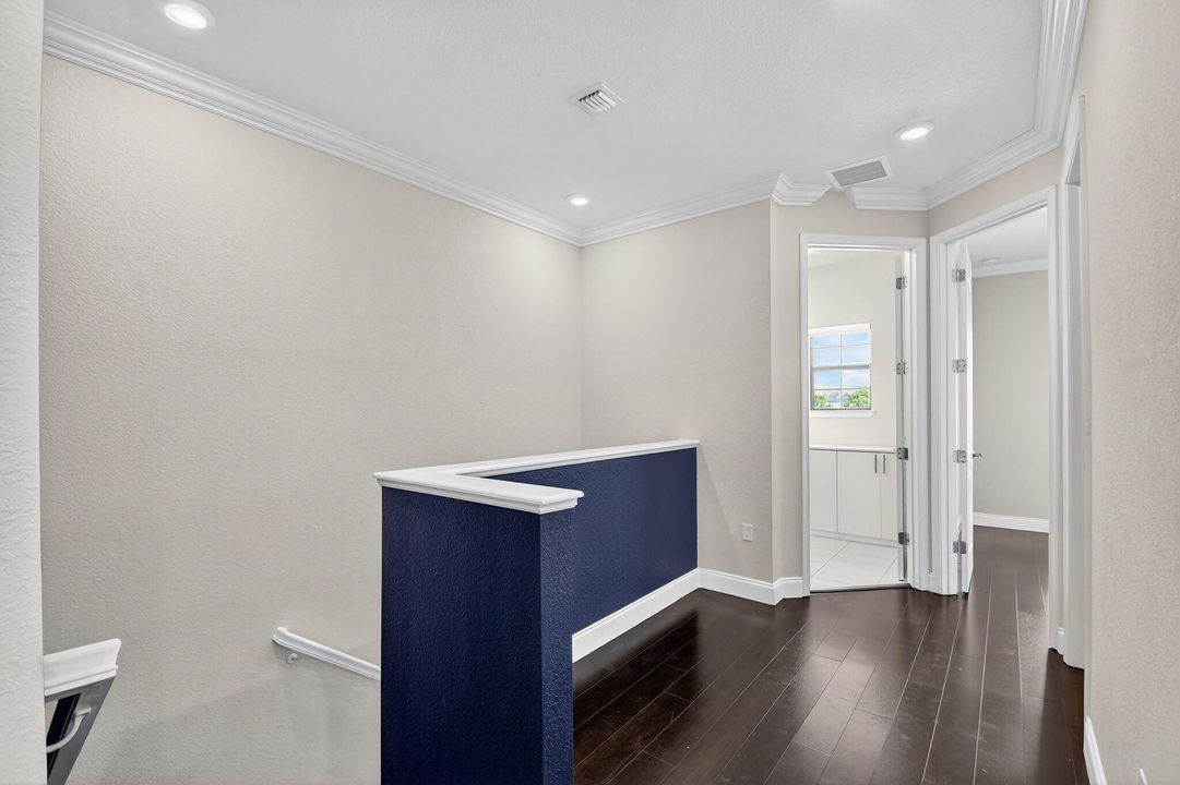 For Sale: $574,849 (3 beds, 2 baths, 1884 Square Feet)