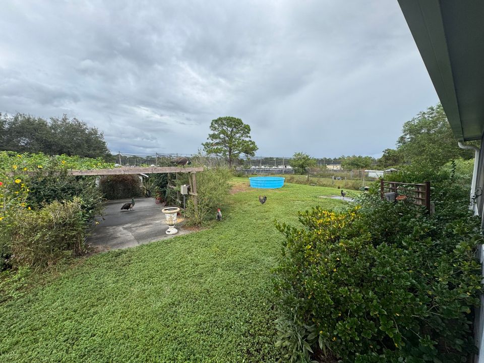 For Sale: $340,000 (3 beds, 2 baths, 2356 Square Feet)