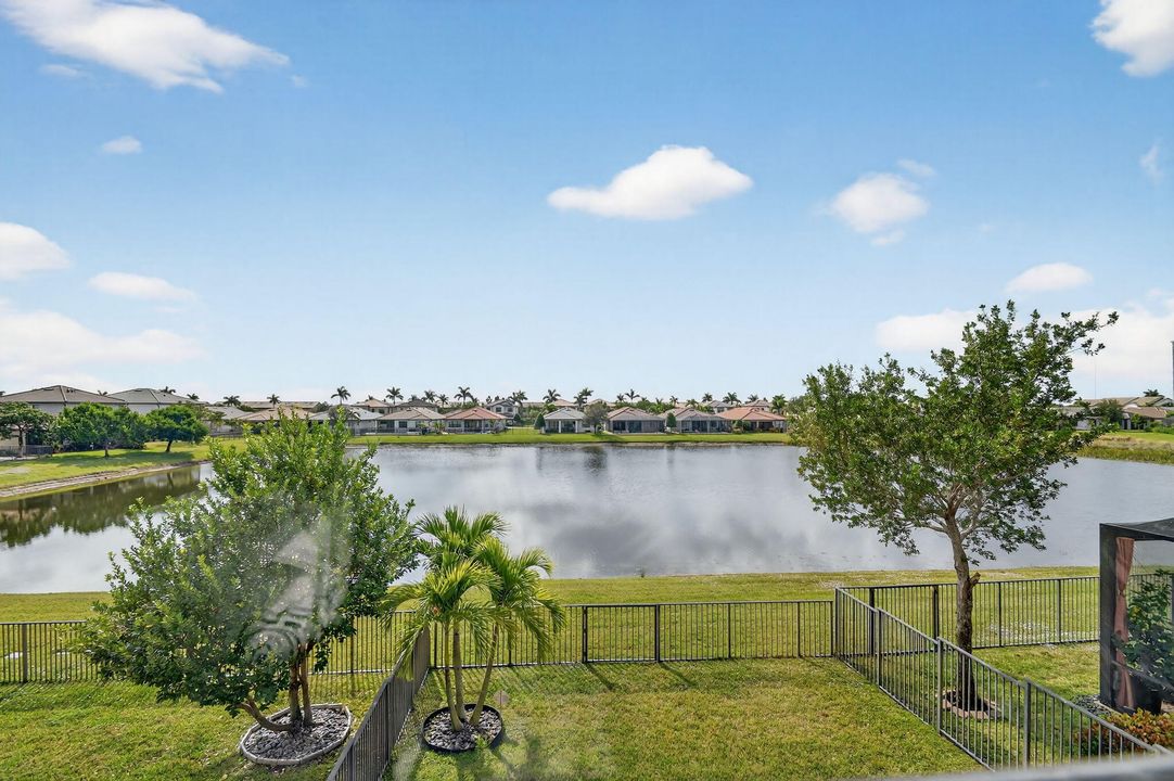 For Sale: $574,849 (3 beds, 2 baths, 1884 Square Feet)