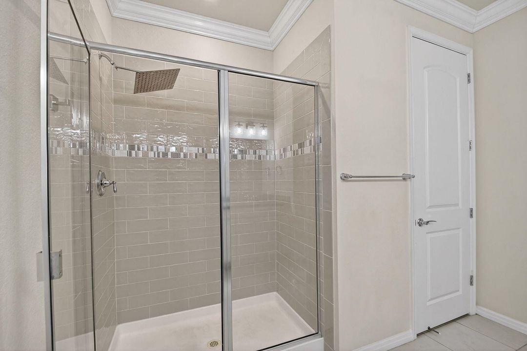 For Sale: $574,849 (3 beds, 2 baths, 1884 Square Feet)