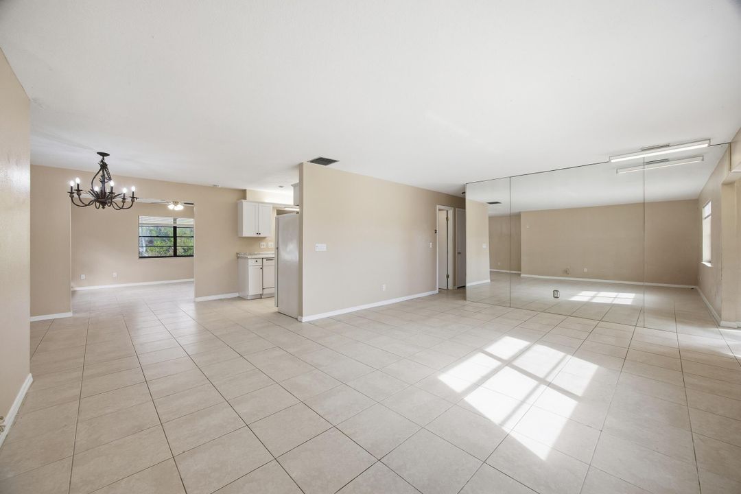 En Venta: $325,000 (3 camas, 2 baños, 1654 Pies cuadrados)